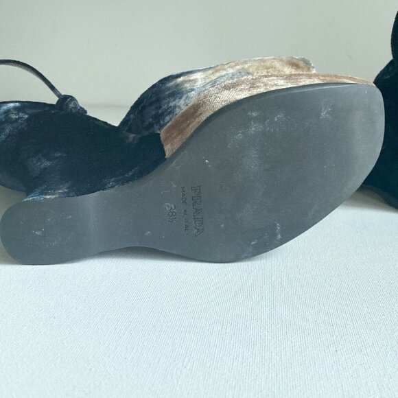 Vintage 00" PRADA Ombré Grey Beige Velvet Wedge Heels 38.5 - Picture 9 of 10